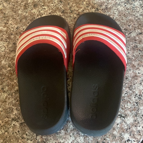 Size 10c adidas sandal slide - Picture 3 of 6